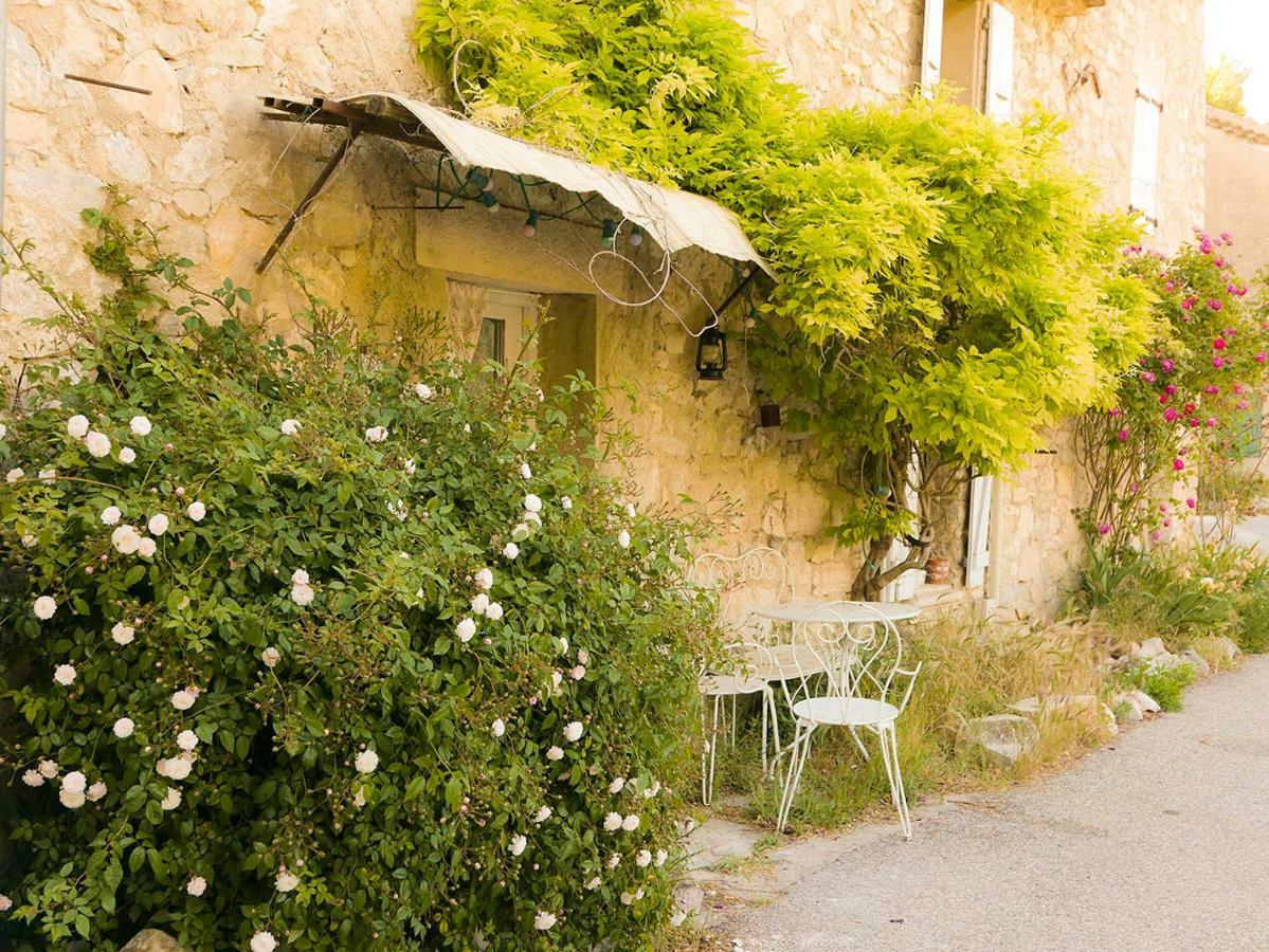 Chateau Des Gipieres Bij De Mont Ventoux Montbrun-les-Bains Exterior photo