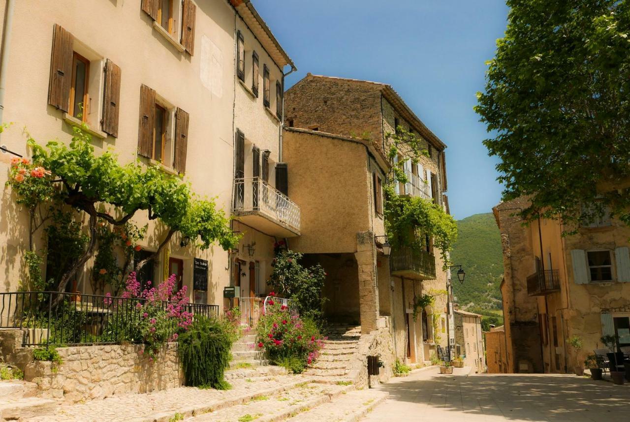 Chateau Des Gipieres Bij De Mont Ventoux Montbrun-les-Bains Exterior photo